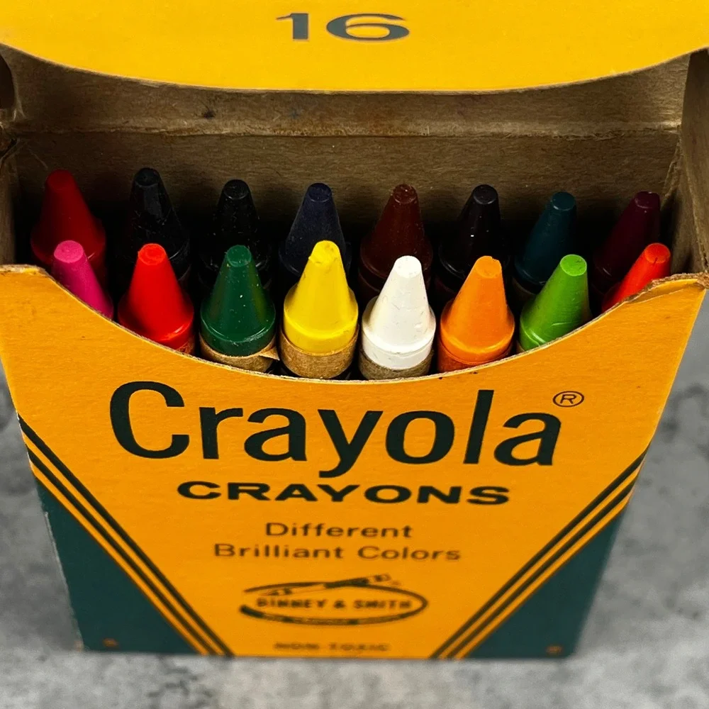 Vintage Crayola 16 Crayons Binney & Smith No 16 Different Brilliant Colors USA